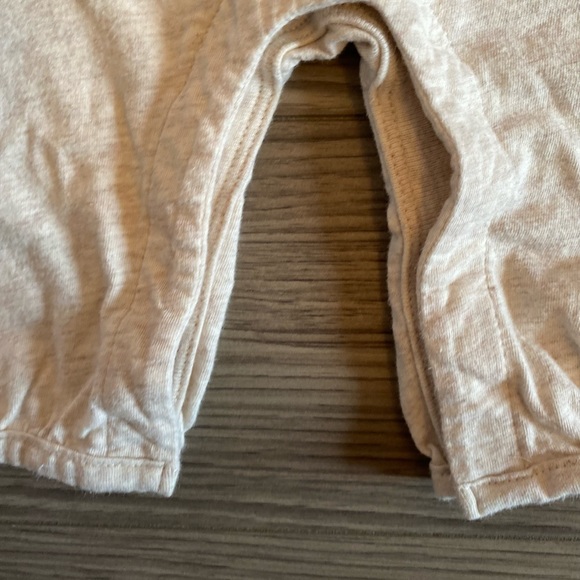 Baby Gap oatmeal one piece Sz 0-3 months good condition - Picture 3 of 4